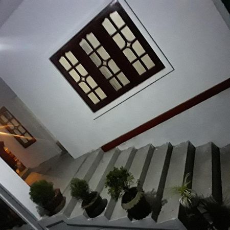 Max Mount View Hotel Nuwara Eliya Exterior photo